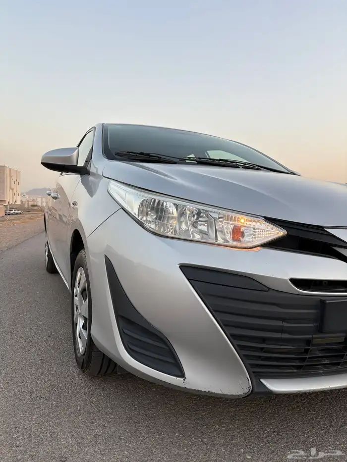 للبيع يارس Y 2019 فضي ممشى 87 الف كيلو بدي وكالة نظيفة 1