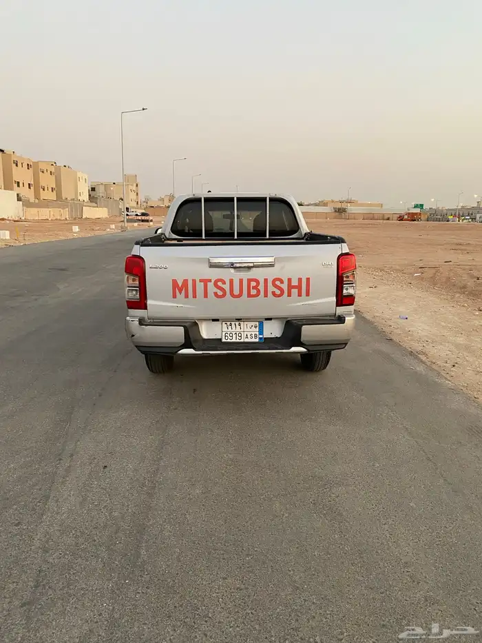 مستوبيشي L200 2020 2