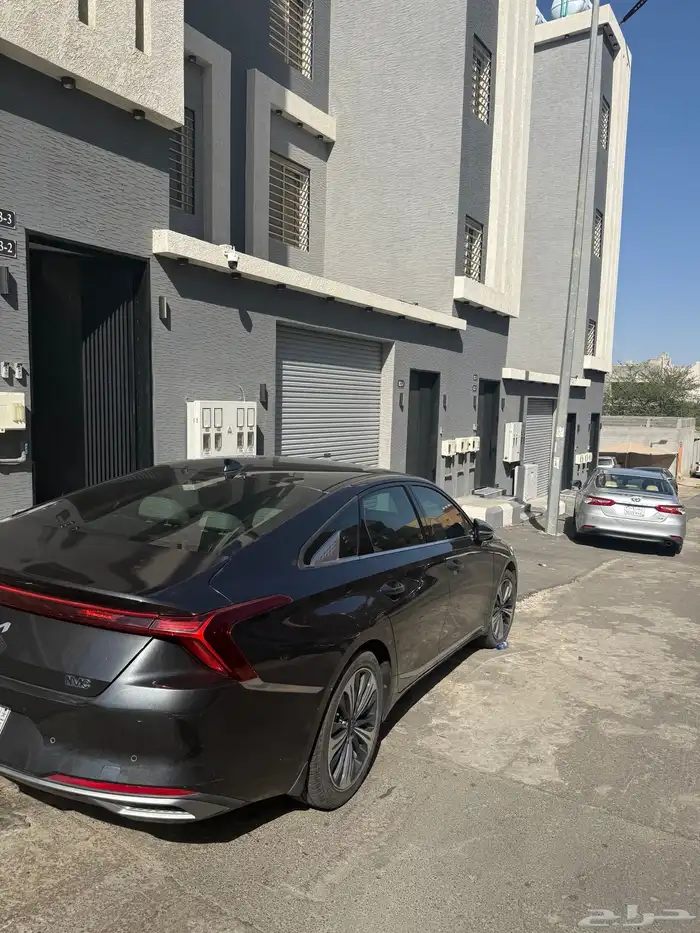 كيا k8 للبيع 3