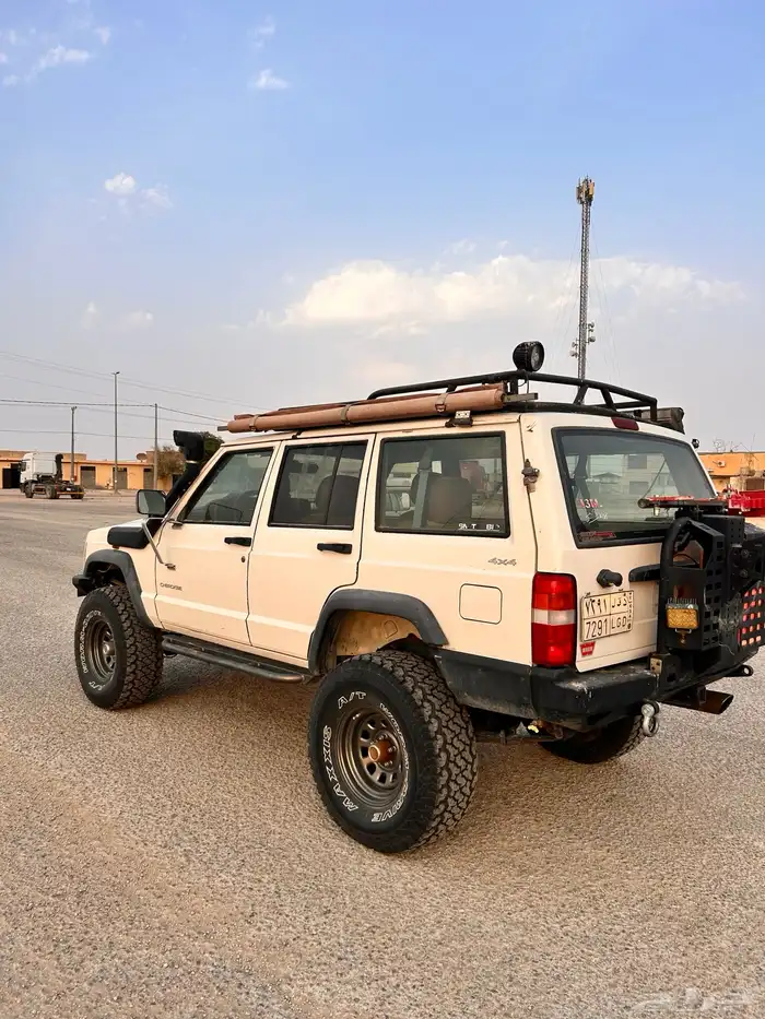 جيب شروكي 2001 معدل 5