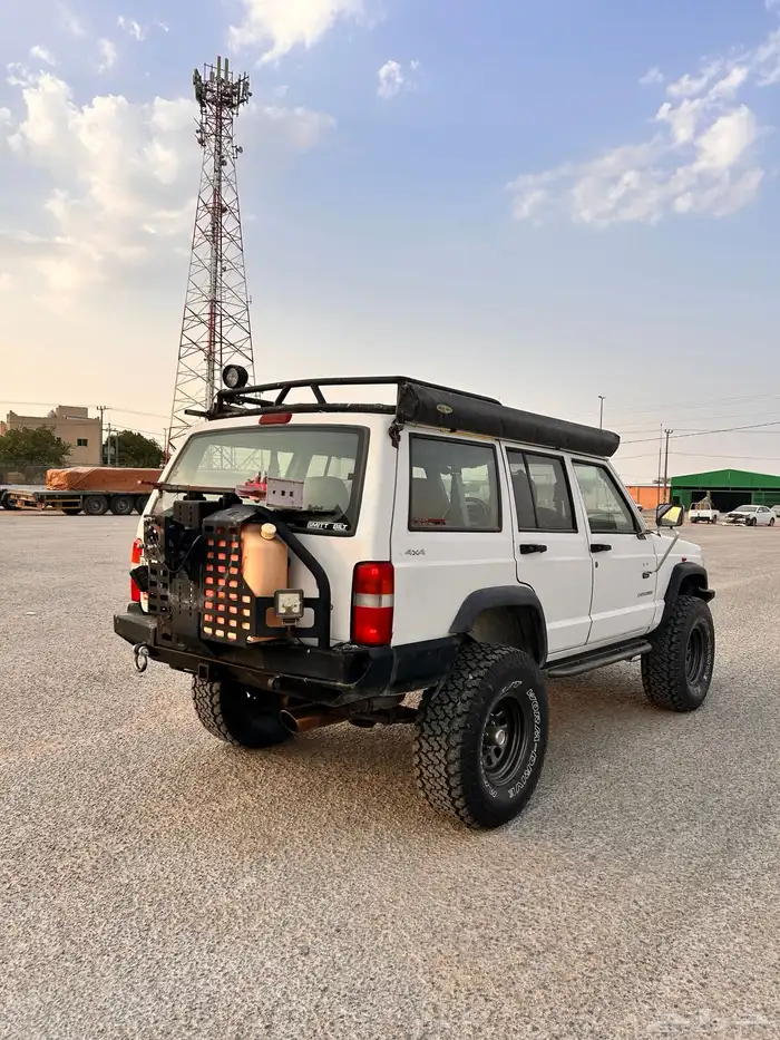 جيب شروكي 2001 معدل 3