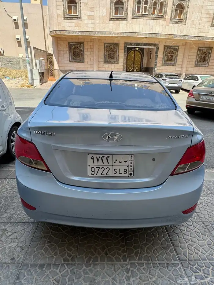 أكسنت 2012 قير عادي 3