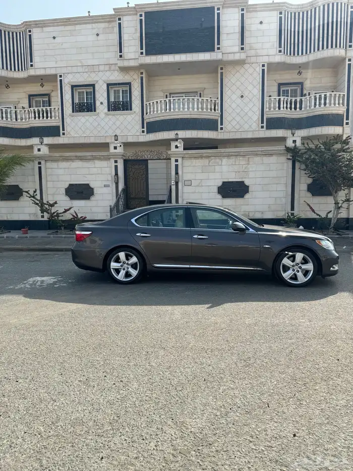 عرض وبيع سيارات 6