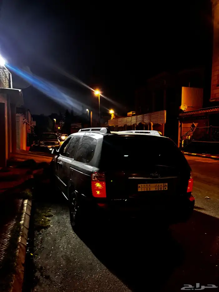 للبيع كيا كرنفال 1