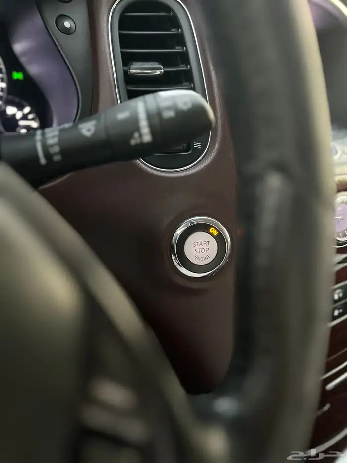انفنتي QX50 2015 نظيفة عداد قليل 40