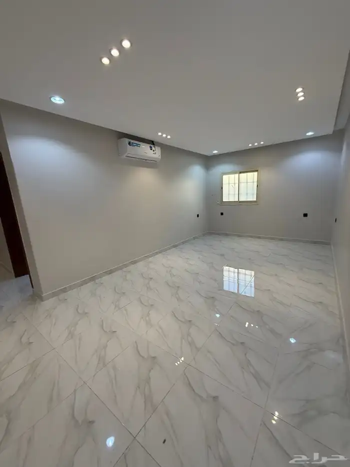 للايجار شقه عوايل 4