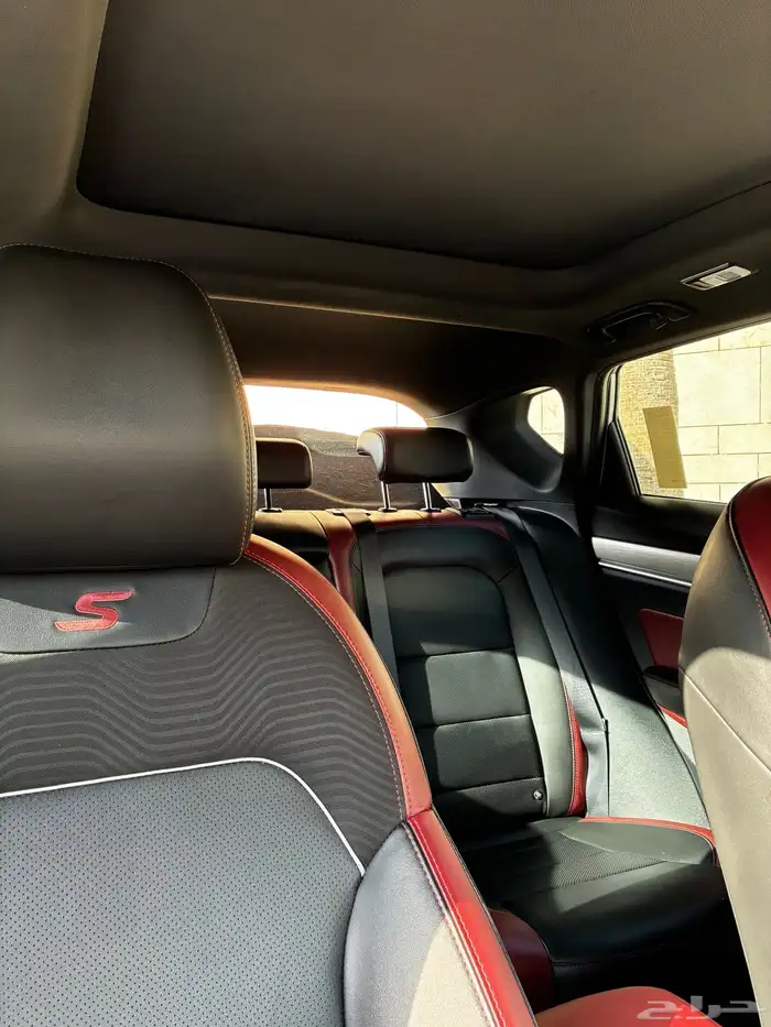 Geely Coolray Plus 2022 14