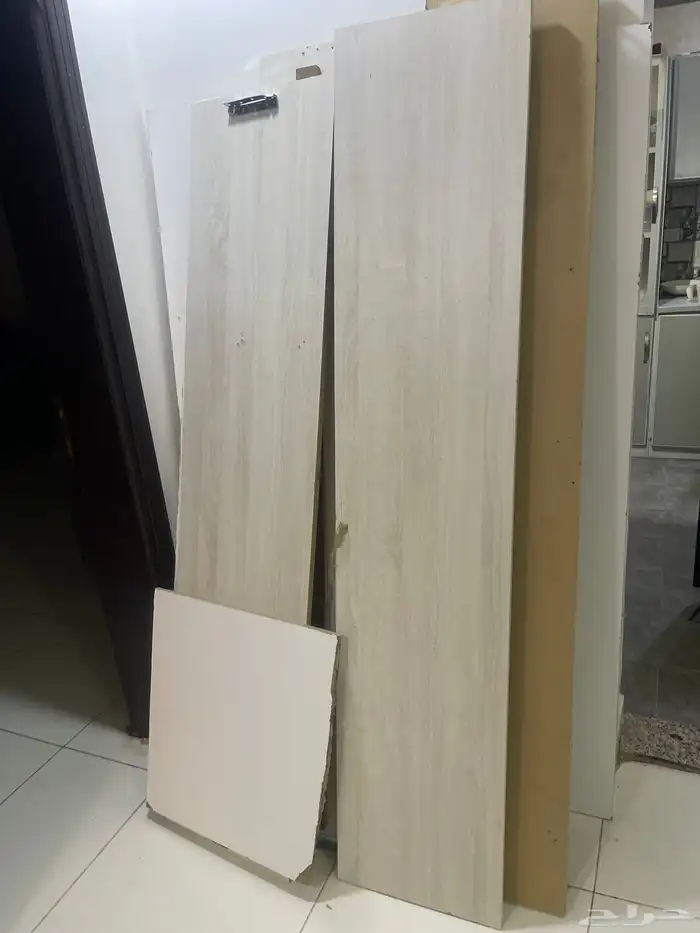 سرير نفرين مفكوك جاهز للبيع الخشبه الي ف النص مكسوره ب 100 1