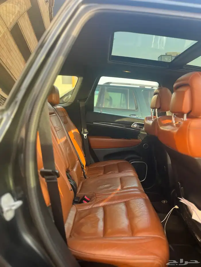 جيب جراند شروكي 6.4 SRT 25