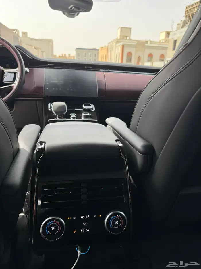 للبيع رنج سبورت 2023 11