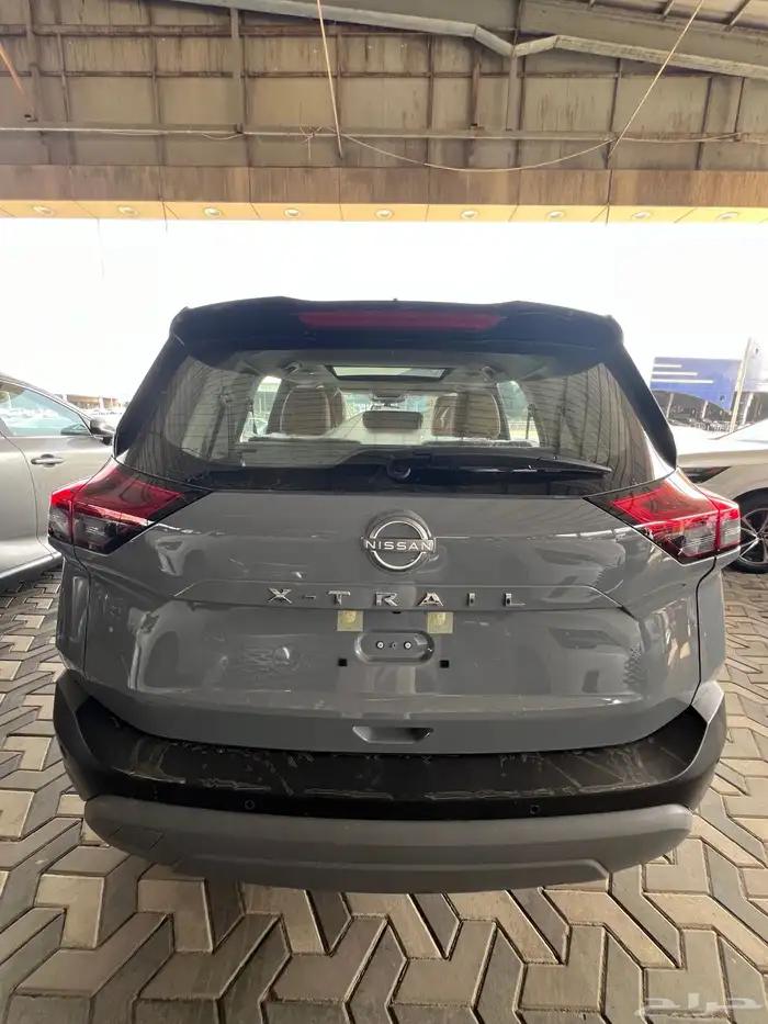 نيسان اكس تريل SV بلاس 2025 باقل الاسعار جميع الالوان 5