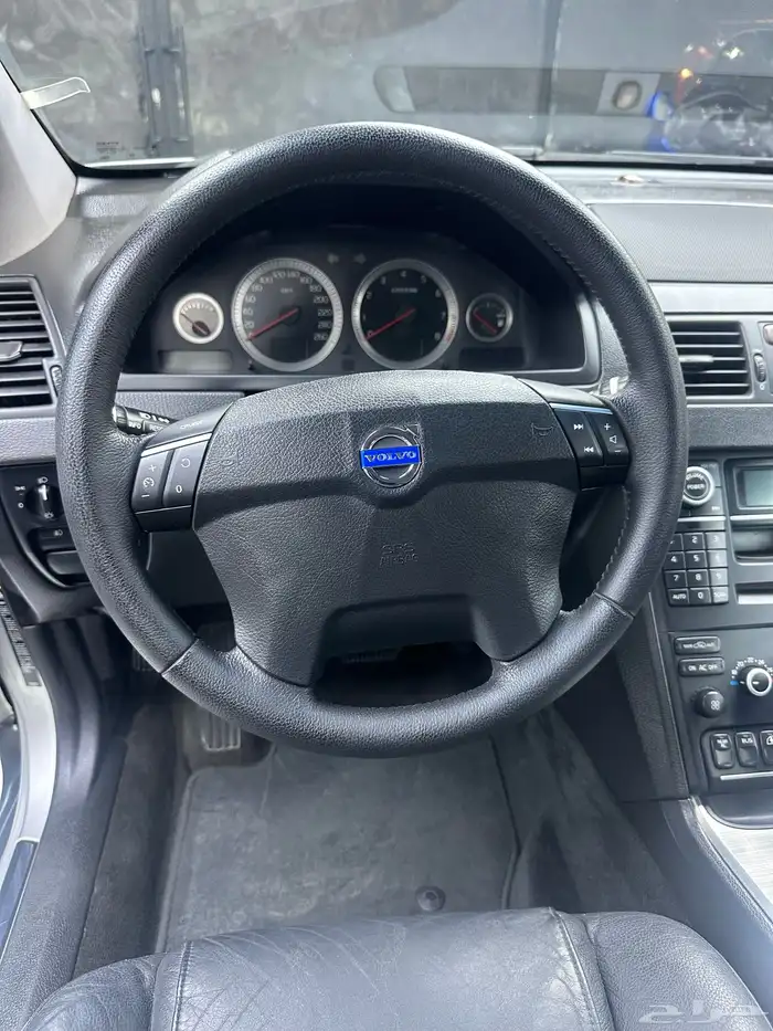 فولفو XC90 10