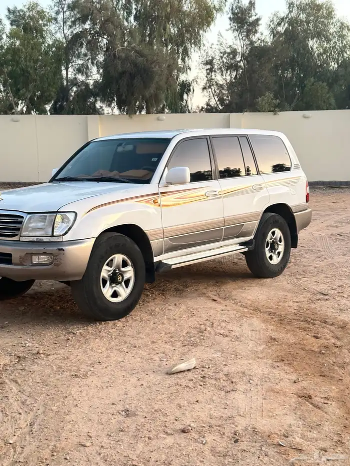 لاندكروزر 2005 بنزين 6 سرندل 0