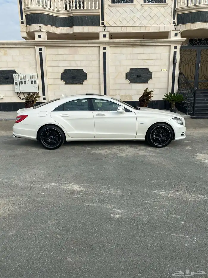 عرض وبيع سيارات 24