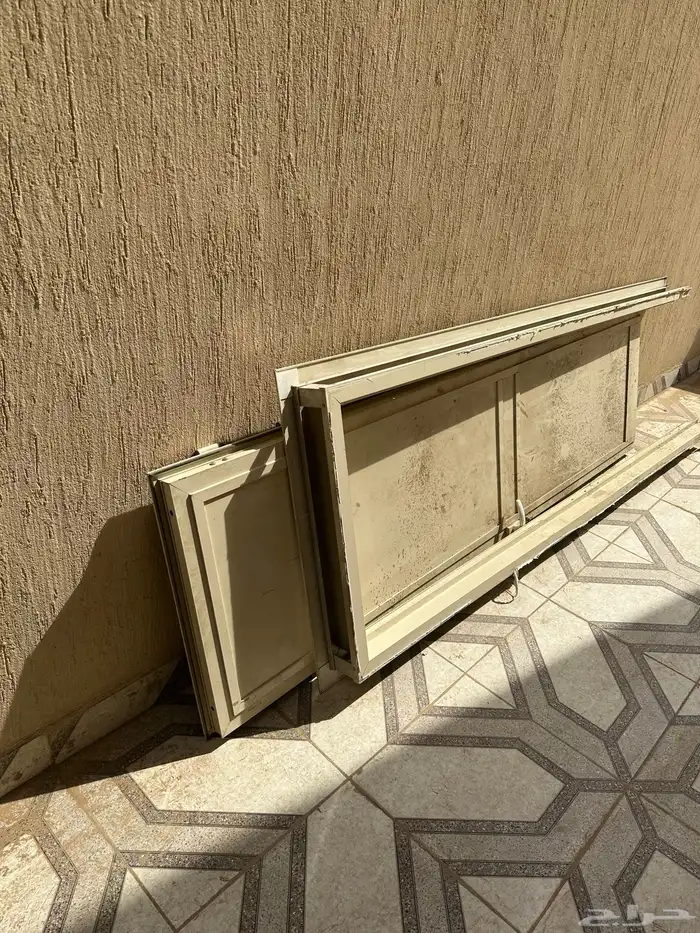 باب المنيوم 0