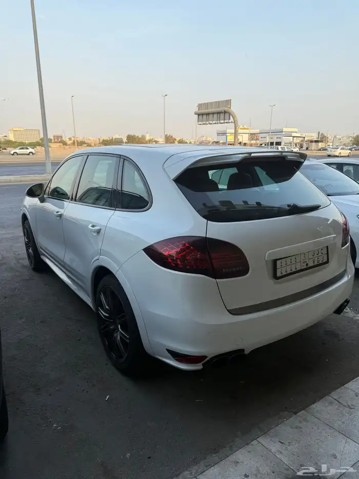 للبيع بورش كايين تيربو s 2012 5
