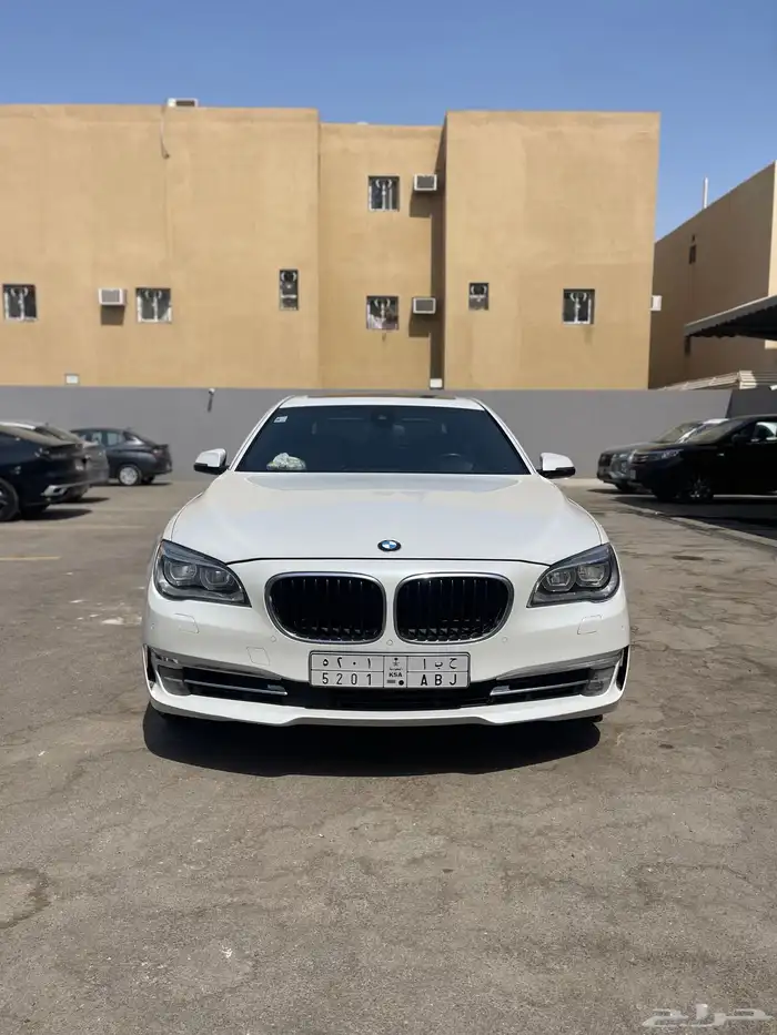 بي ام دبليو 2014 - 750LI 0