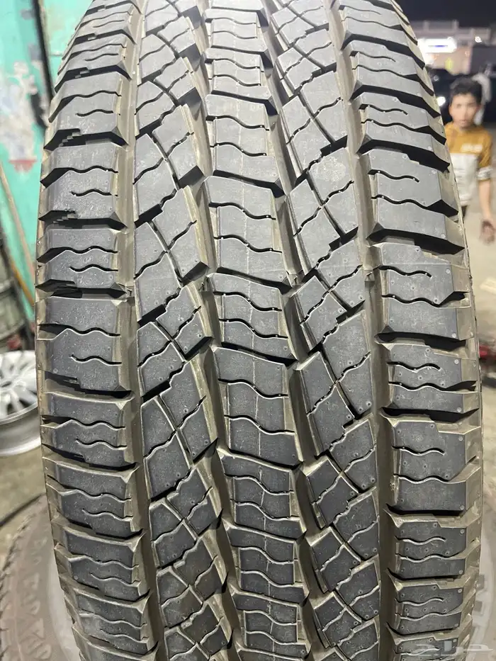 طقم كفرات نكسن كوري اخو الجديد 275 70 18 0