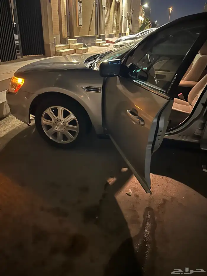 للبدل او البيع فورد تورس فايف هندرد ب 20 1