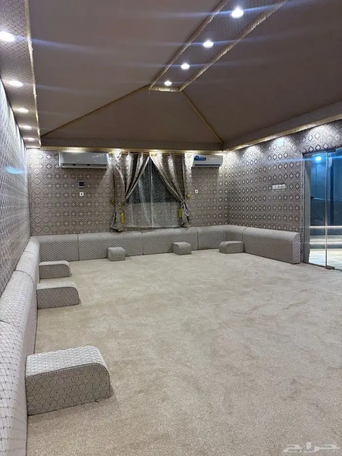 استراحه للاجار قسم مجلس و ملعب طائره 2