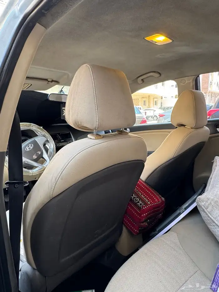 أكسنت 2012 قير عادي 6