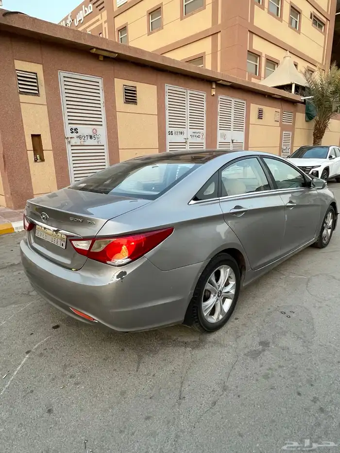 سوناتا 2012 7
