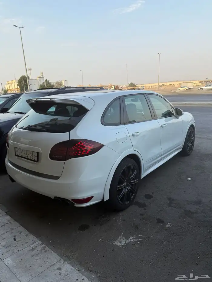 للبيع بورش كايين تيربو s 2012 3