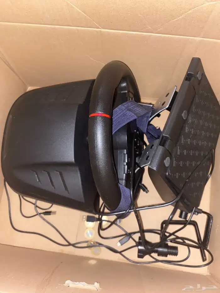 بلاستيشن 5 مع دركسون يجي معه اسلاكه جديد 1