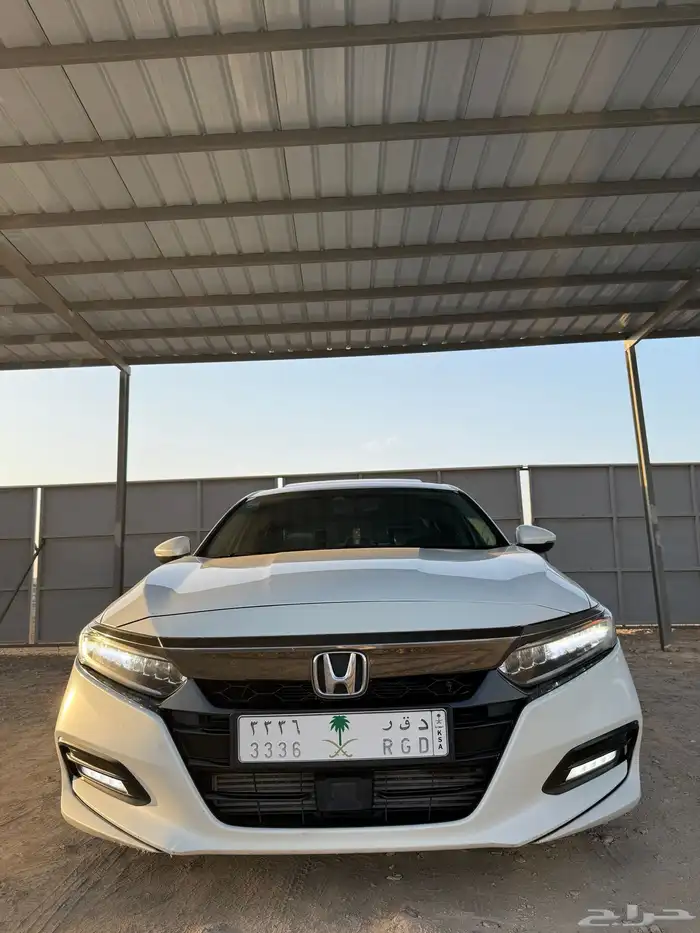 هوندا اكورد 2000cc 2018 15