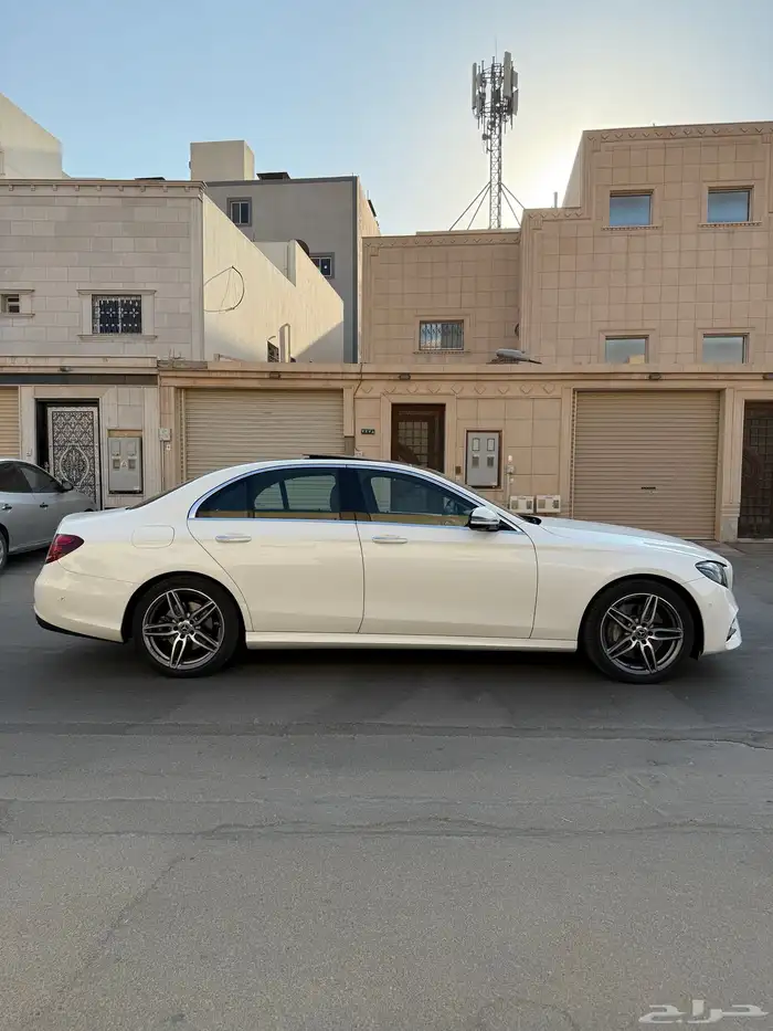 مرسيدس 2019 جفالي ( سعوديه ) E350 نظيف 4