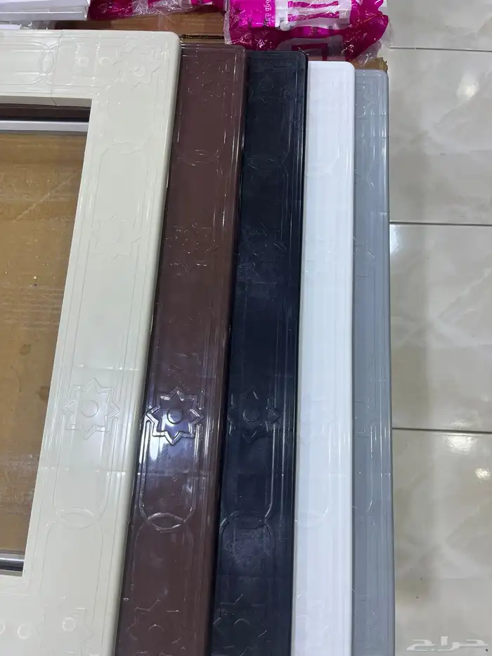 برواز مكيف بلاستيك براويز مكيف جاهز بلاستيك اطار مكيف برواز 19