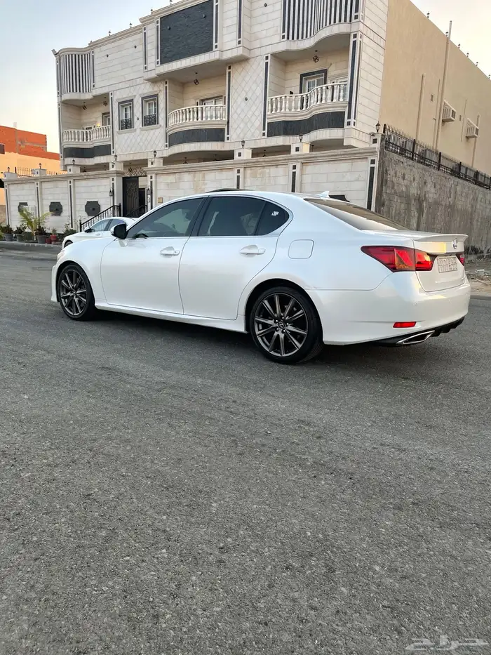 عرض وبيع سيارات 7