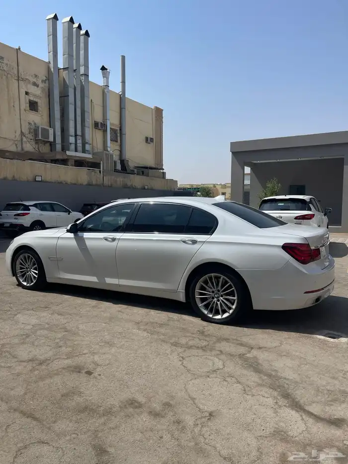 بي ام دبليو 2014 - 750LI 3