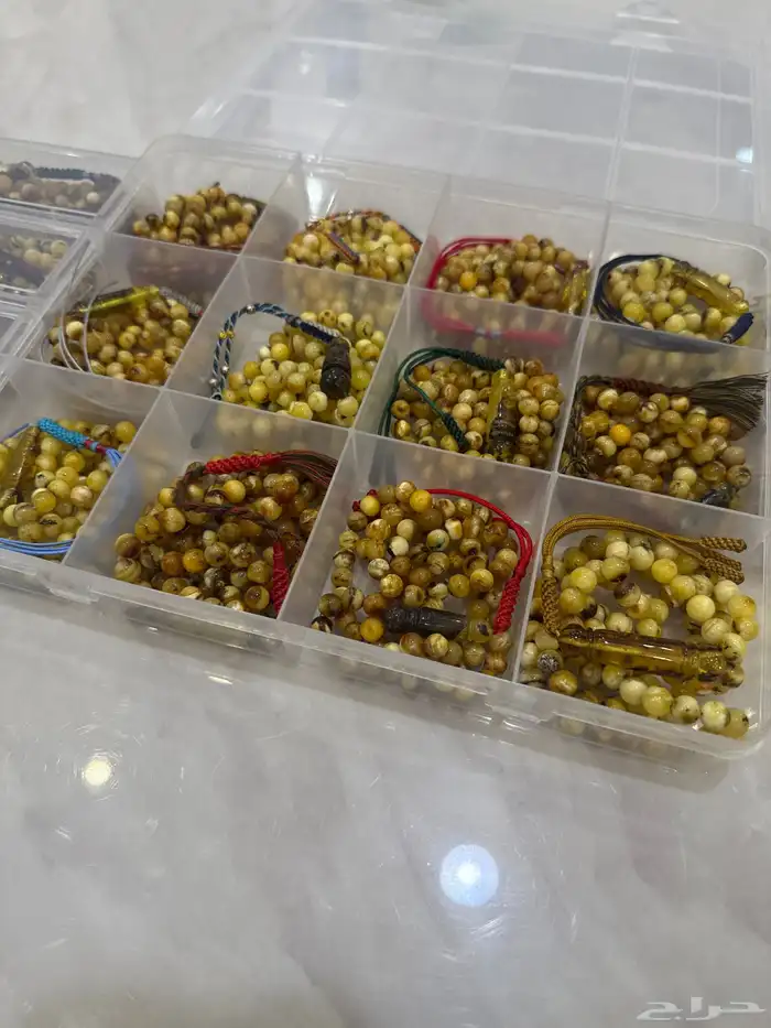 مجموعة كهرمان شوائبي طبيعي 1