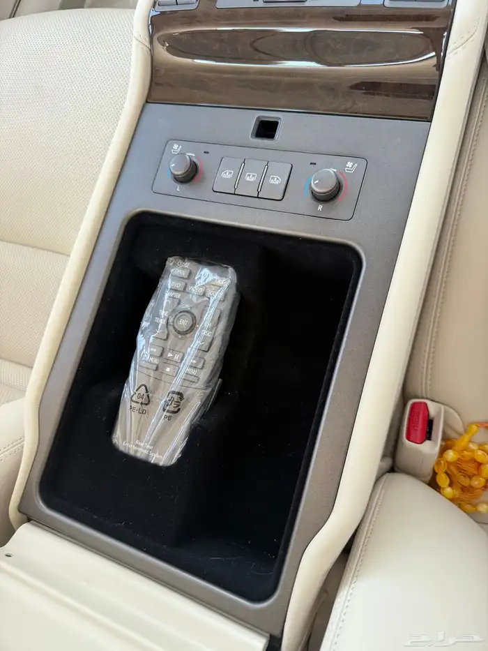 لكزس LS460L موديل 2008 مخزن فعليا 44