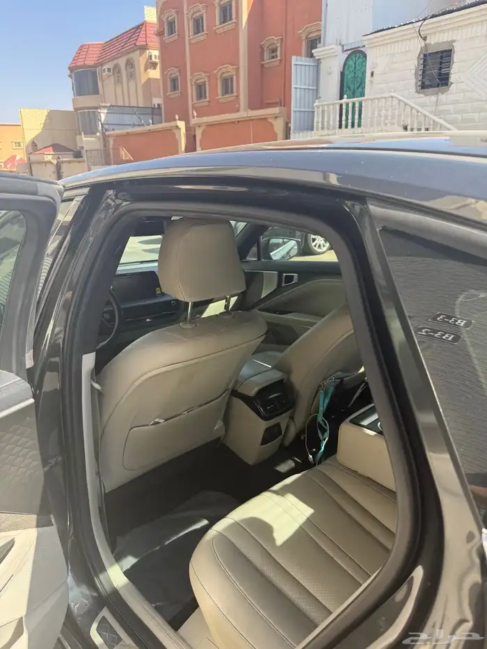 كيا k8 للبيع 5