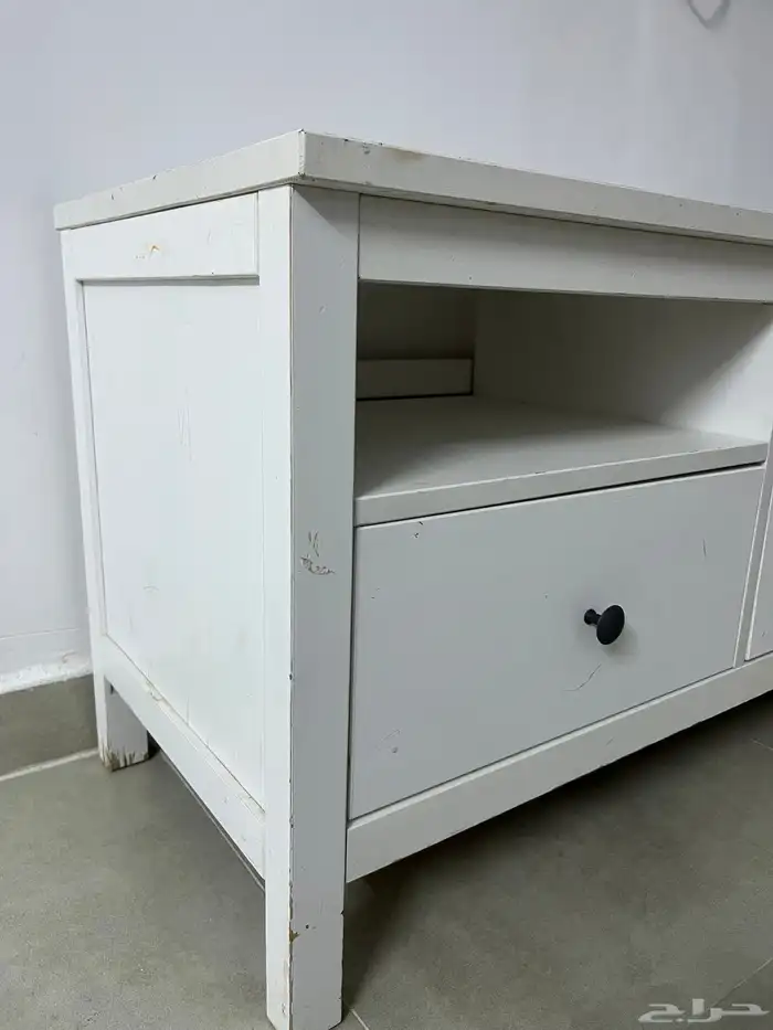 طاوله تلفزون من ايكيا 3