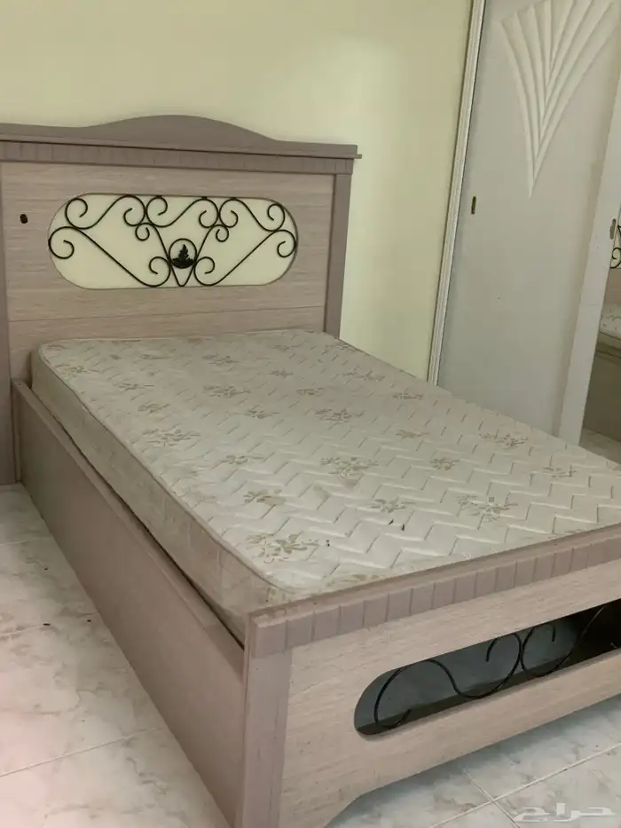سرير سليم مابه اي كسور 0