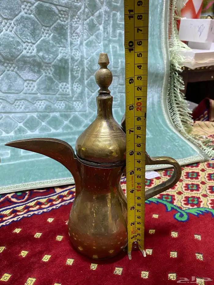 البيع . دلتين نحاس والختم موضح بالصورة وصوره توضح حالته 0