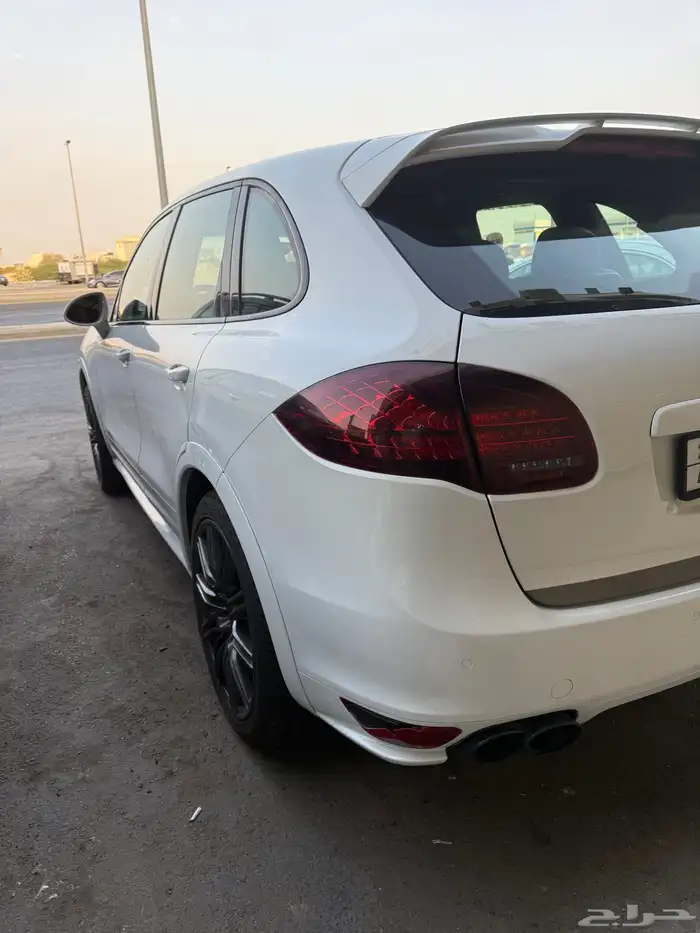 للبيع بورش كايين تيربو s 2012 4