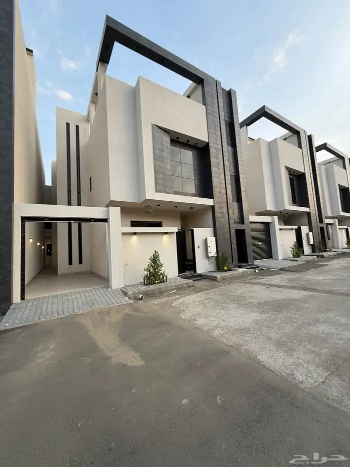 للبيع ادوار ارضيه بحوش بمداخل مستقله بمدينه ابها المحاله 1