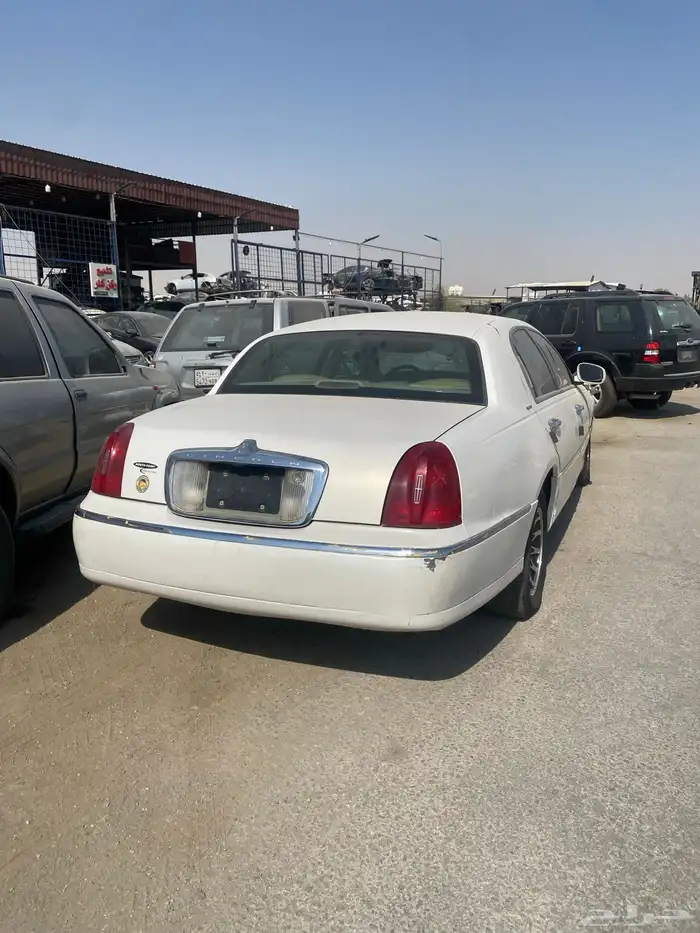 لنكن تاون كار 2001 قطع غيار 2