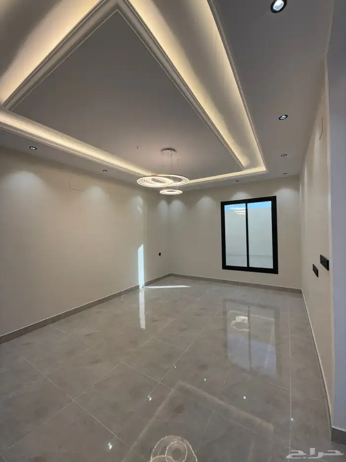 للبيع ادوار علويه وادوار ارضيه بمساحات كبيره بدرة المحاله 6
