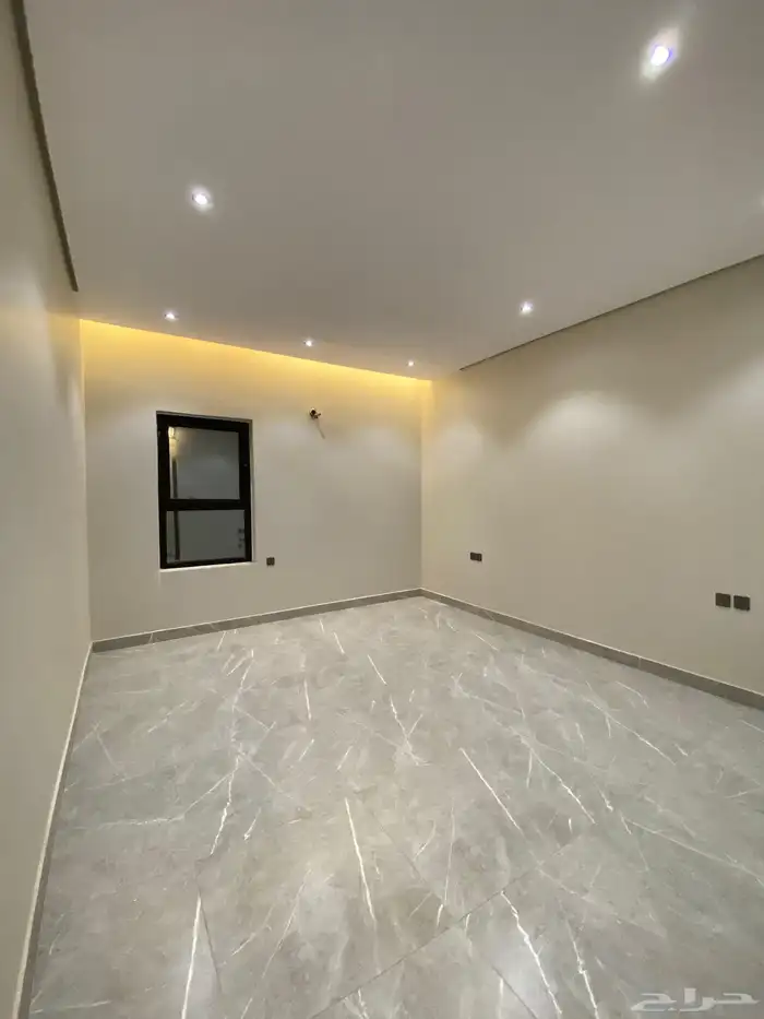 شقه تمليك للبيع تبوك حي الاخضر تشطيب فخم 0