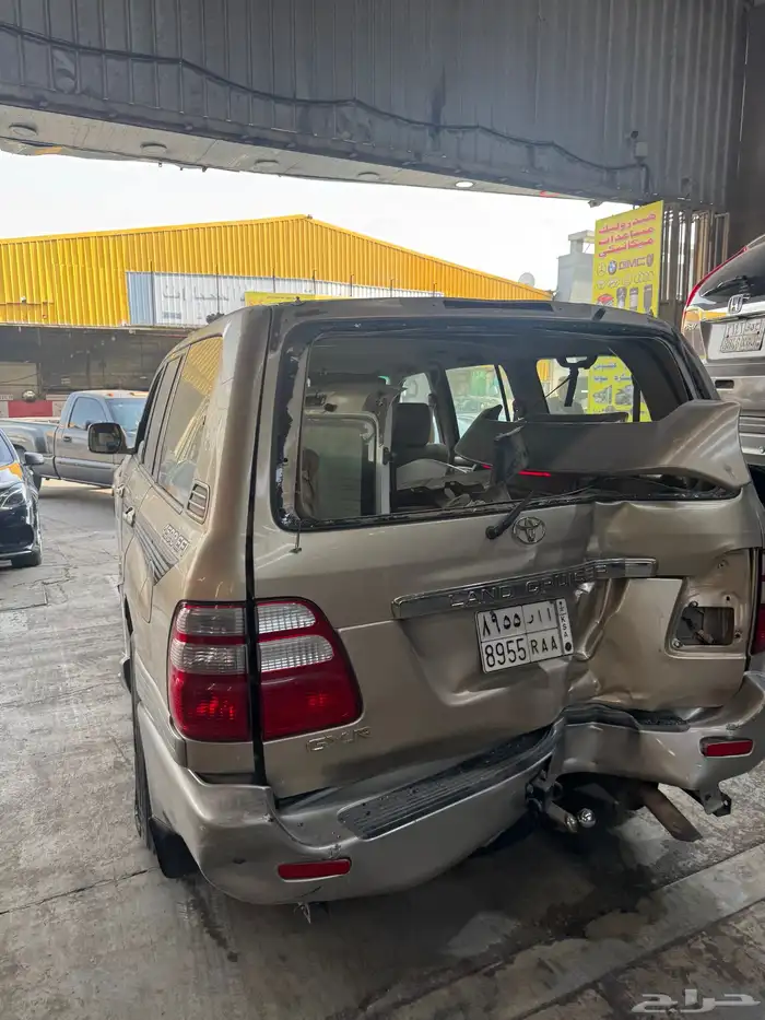 خدمه جميع انواع المركبات من باب المنزل الى باب المنزل 6