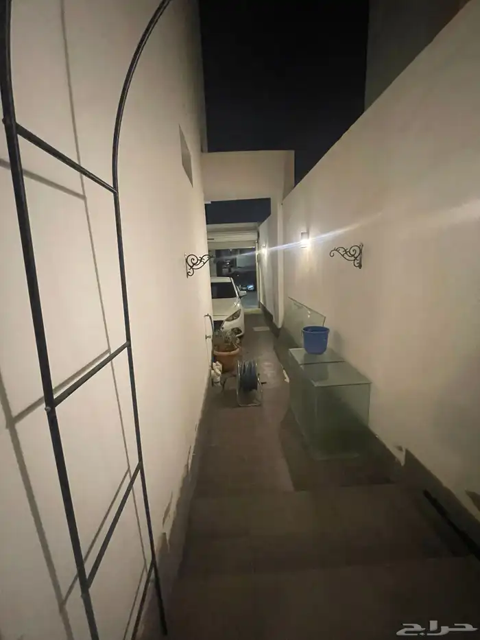 للإيجار فيلا مؤثثه في ابحر الشماليه 6