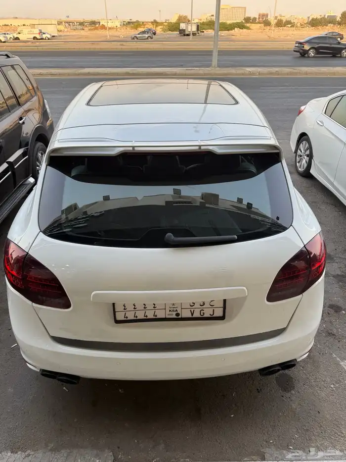 للبيع بورش كايين تيربو s 2012 9