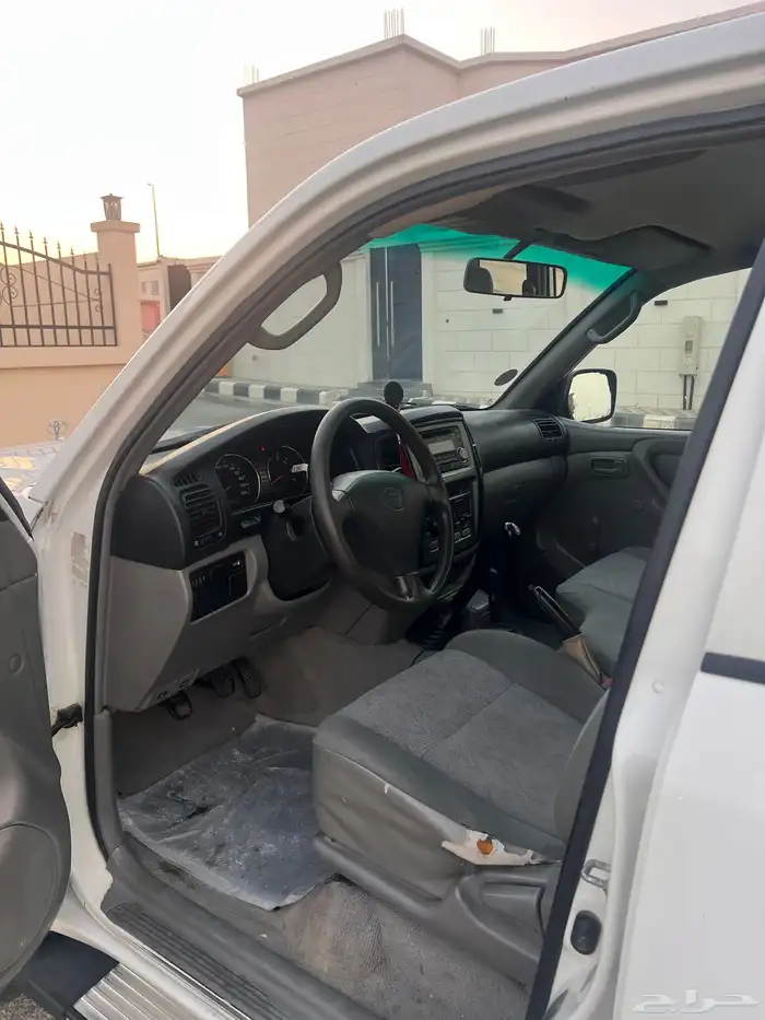 لاندكروزر جي 2006 G 8