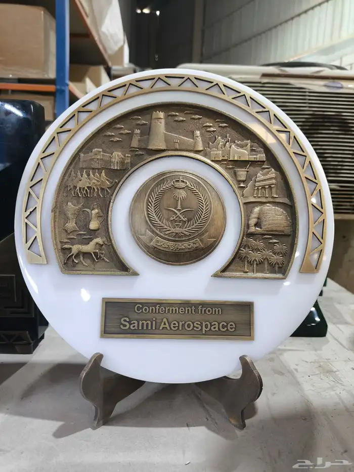 تفصيل دروع وبروشات 13