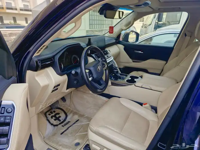 تويوتا لاندكروزر (VXR (2022 أعلى فئة(تم البيع الحمدالله) 21